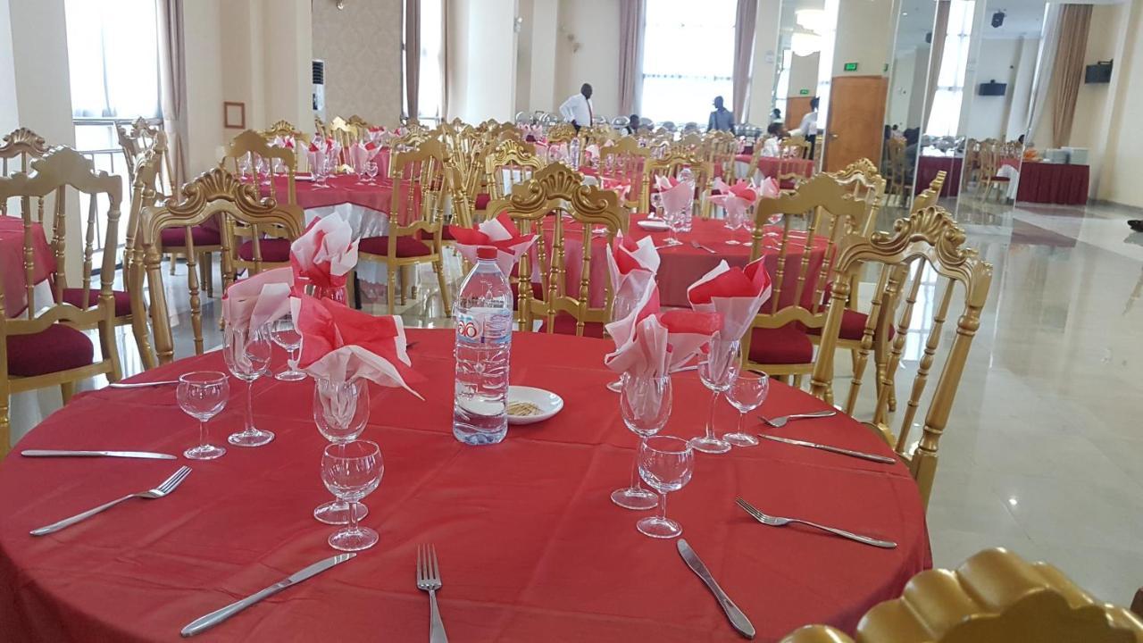 Edmond Hotel Brazzaville Exteriér fotografie